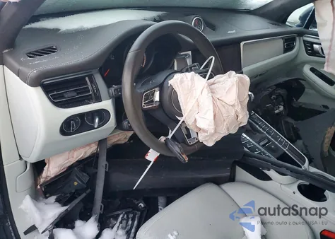 2021 Porsche Macan Turbo from USA, damaged, VIN WP1AF2A53MLB60594